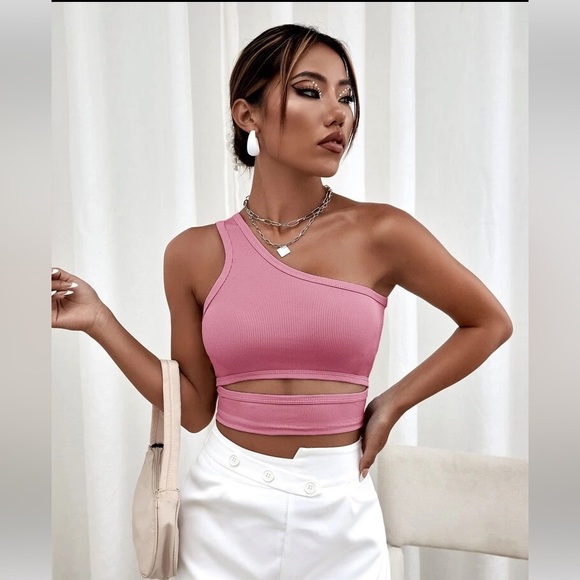 SHEIN ICON Letter Graphic One Shoulder Cut Out Crop Top - Picture 2 of 5